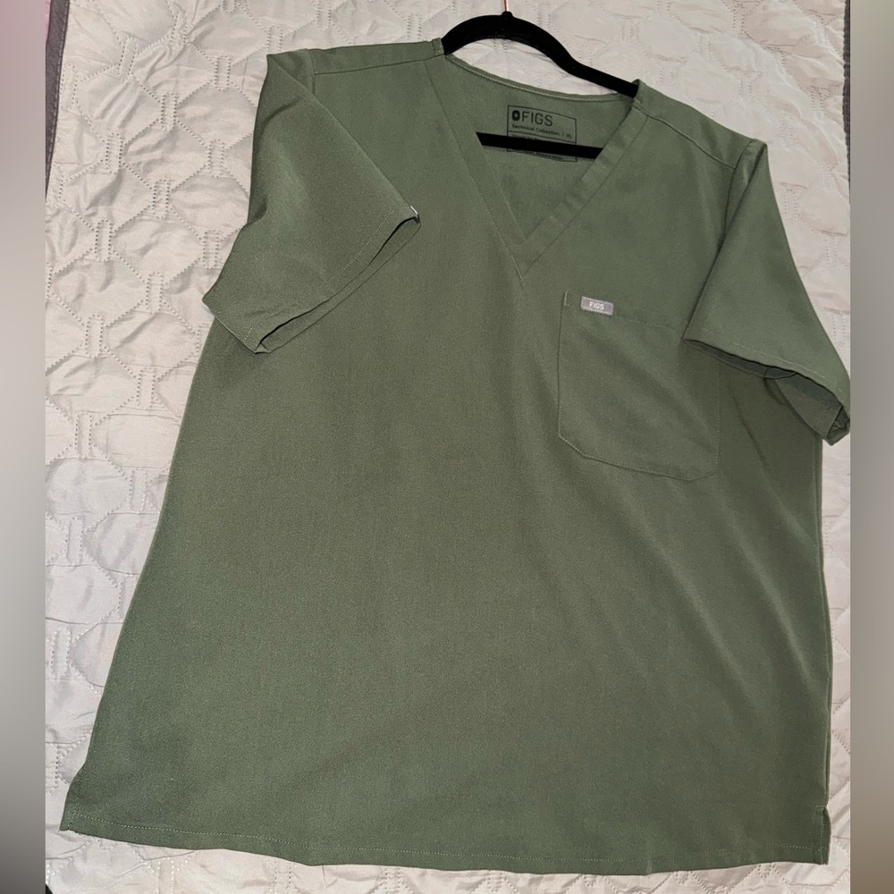 COPY - Figs, One-Pocket Scrub Top, Moss, XL